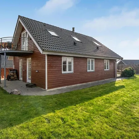 法伦德恩弗洛茹佩i号度假屋 度假居 Tårup